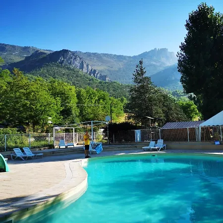 Camping Chasteuil Verdon Provence Campsite
