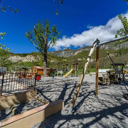 Camping Chasteuil Verdon Provence * Castellane